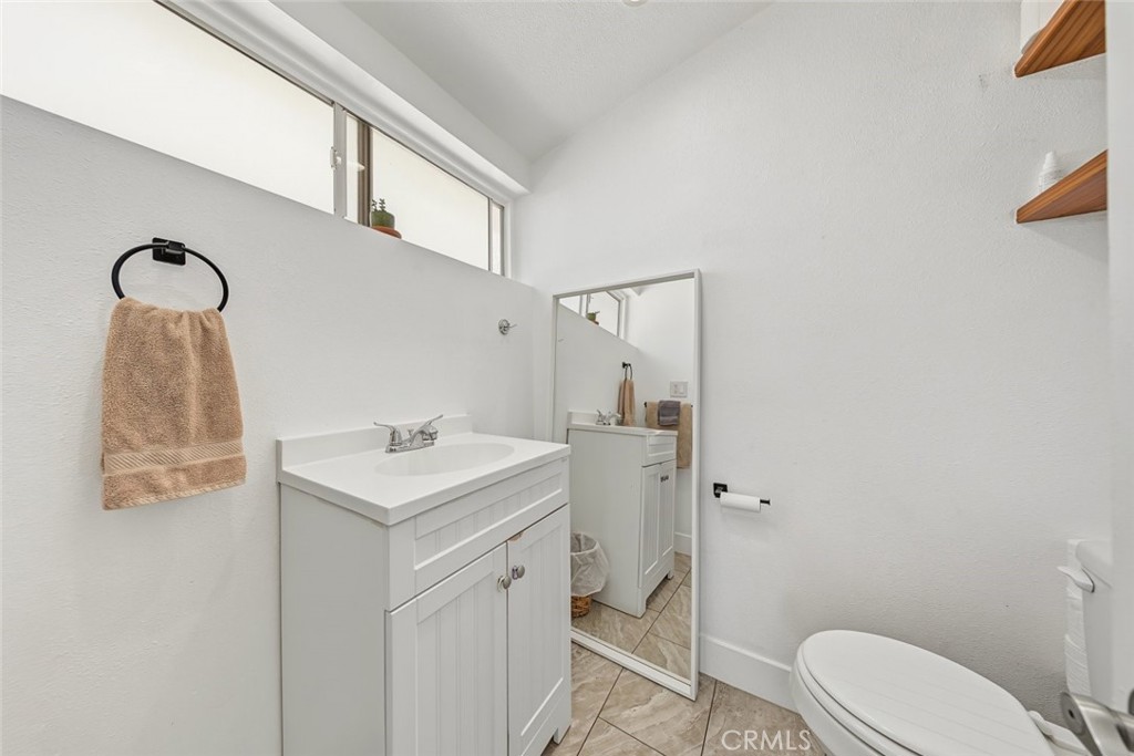 10989 Mascarell Avenue Property Photo 16