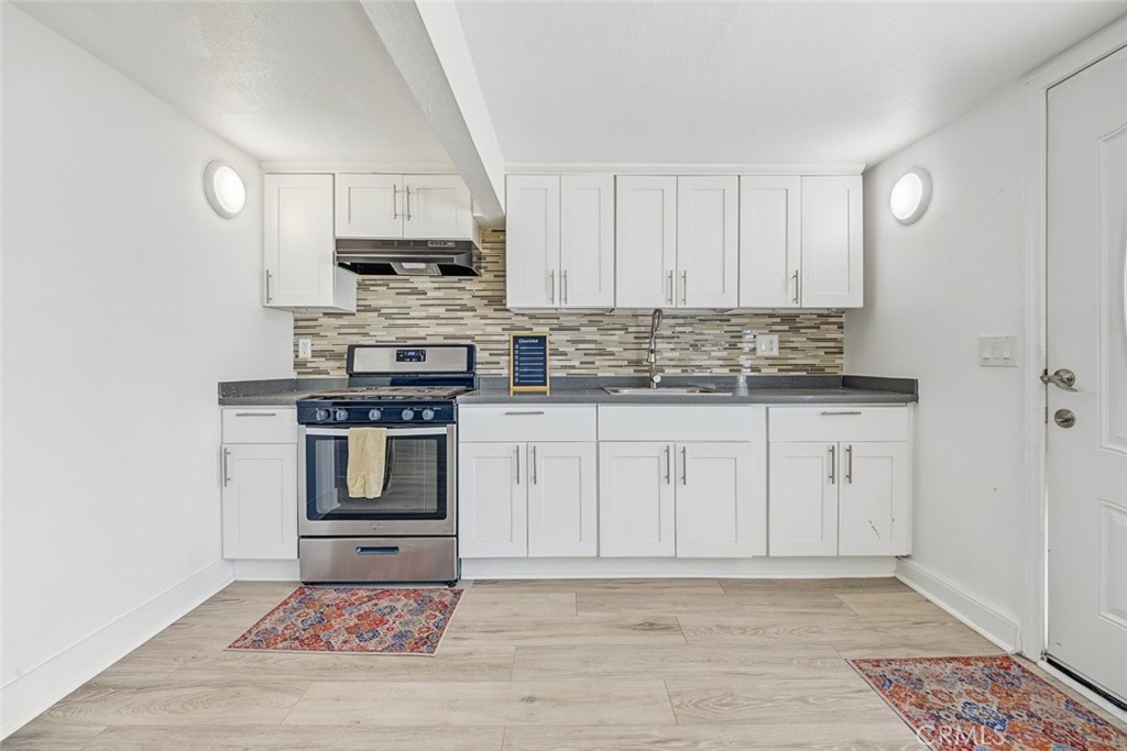 10989 Mascarell Avenue Property Photo 21
