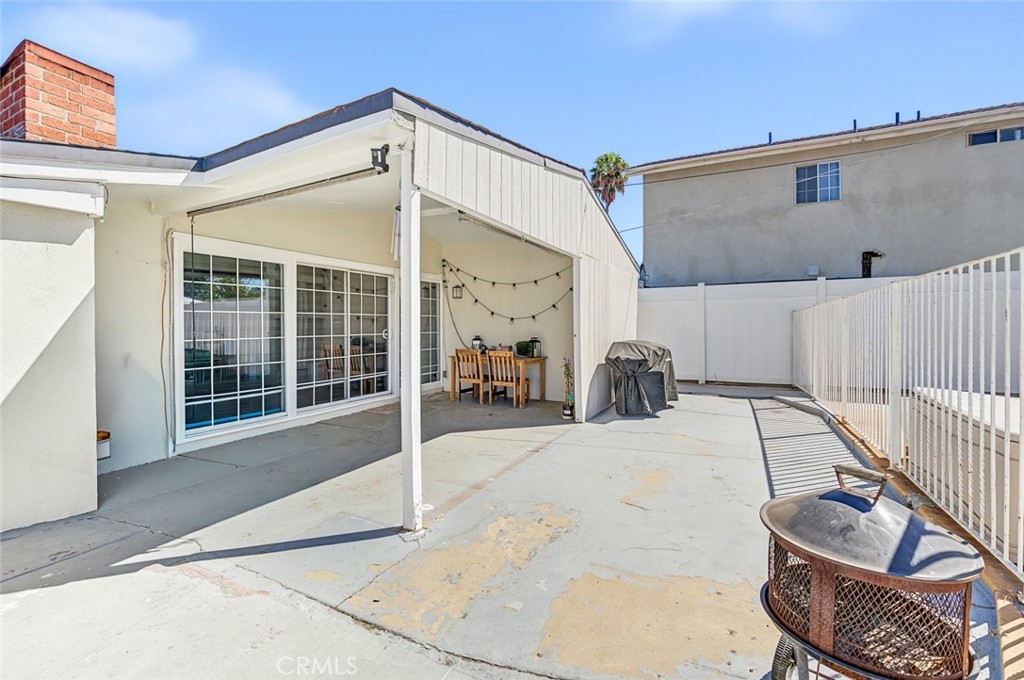 10989 Mascarell Avenue Property Photo 26