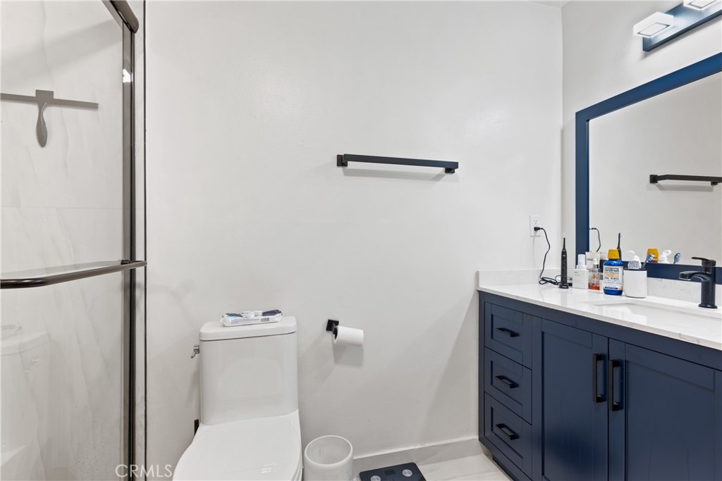 4427 Camero Avenue 4 Property Photo 11