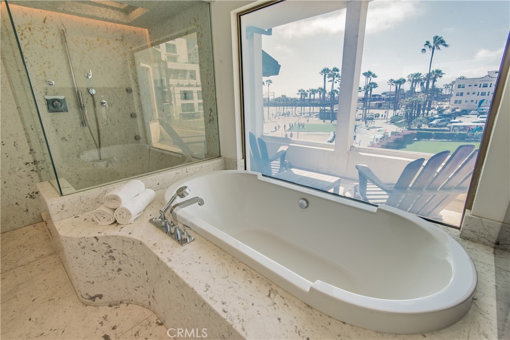 11 Marine Terrace 3 Property Photo 36