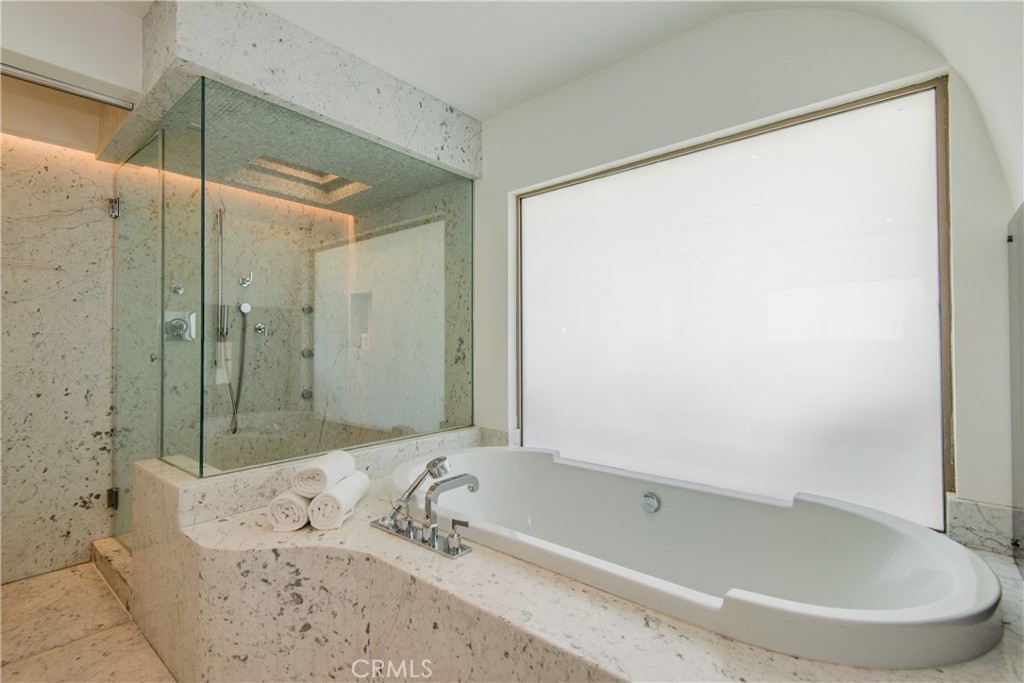 11 Marine Terrace 3 Property Photo 37