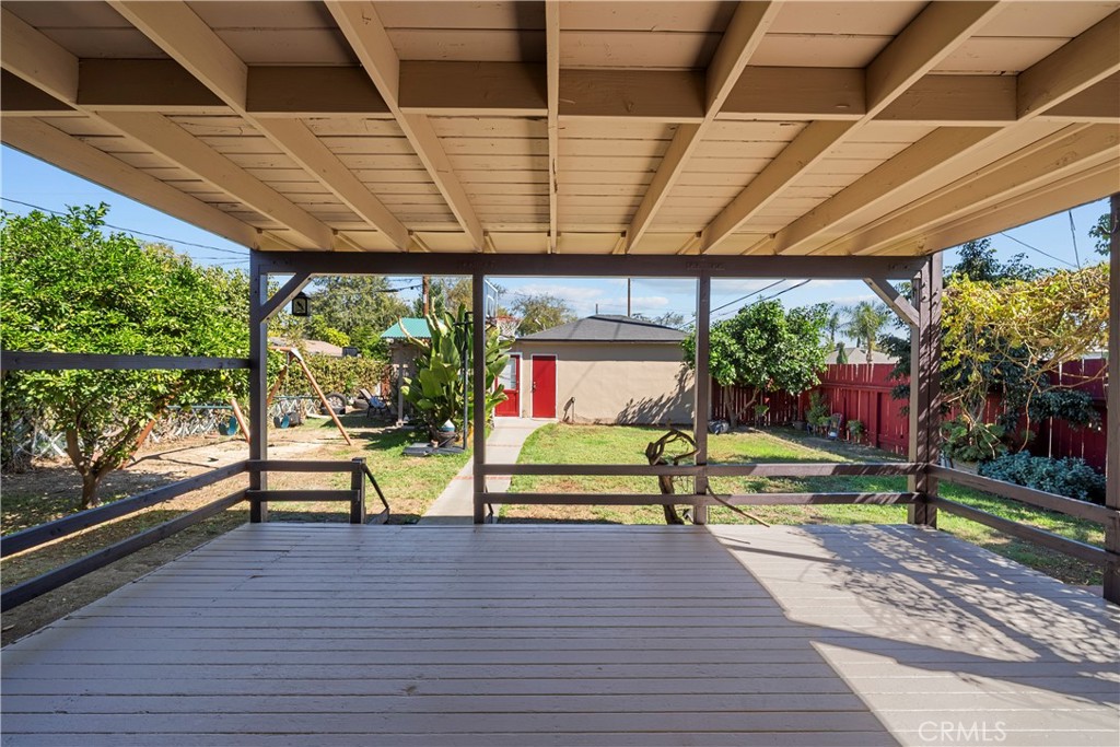 5804 Satsuma Property Photo 33