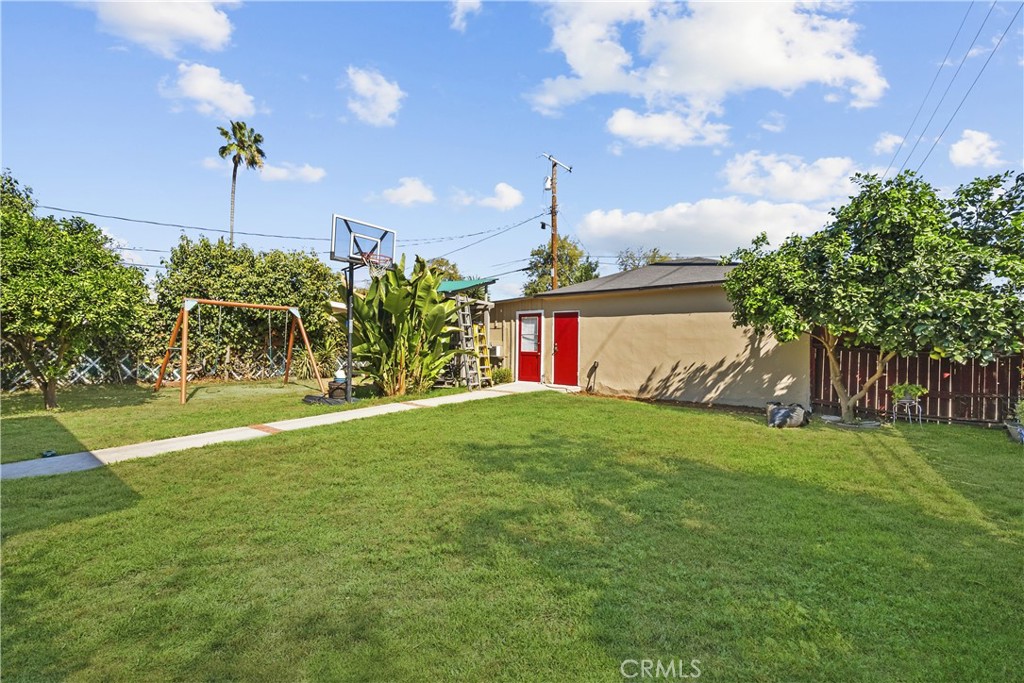 5804 Satsuma Property Photo 36