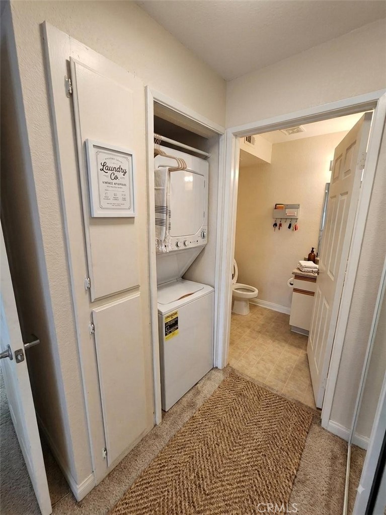 5545 Canoga Avenue 213 Property Photo 10