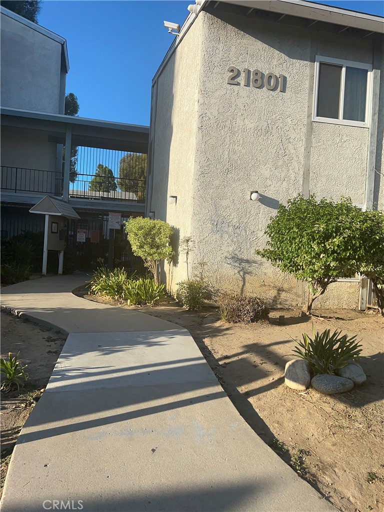 21801 Roscoe Property Photo 1