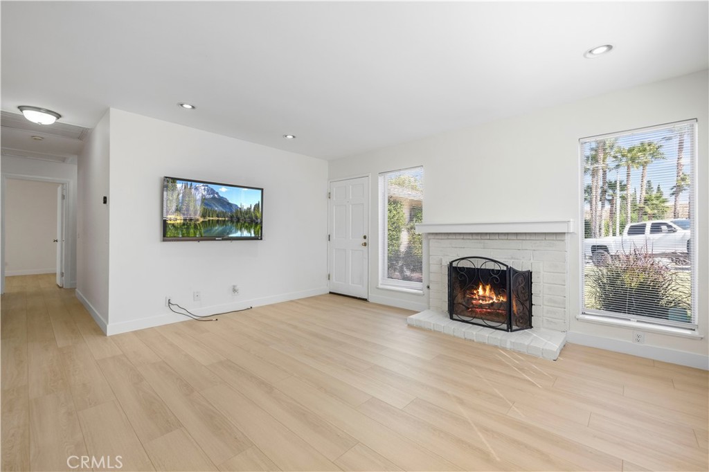 14719 Zinnia Court Property Photo 3