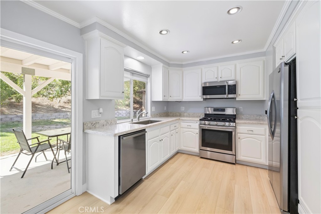 14719 Zinnia Court Property Photo 10