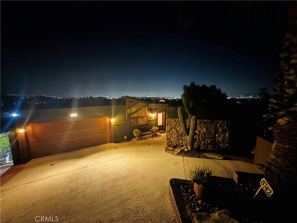 8742 Azul Property Photo 2