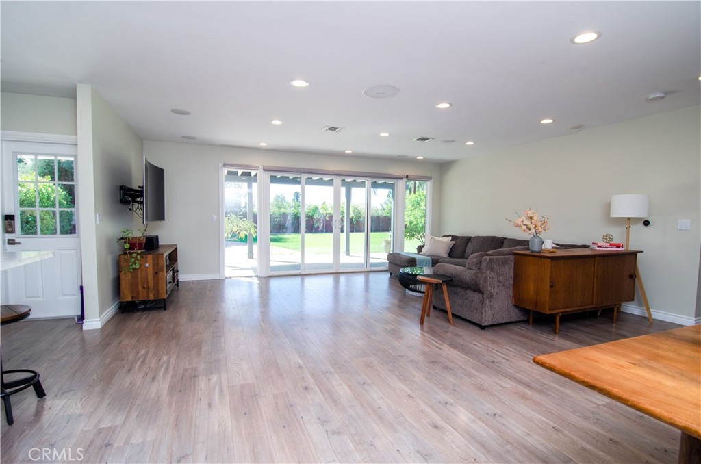18408 Tribune Street Property Photo 9