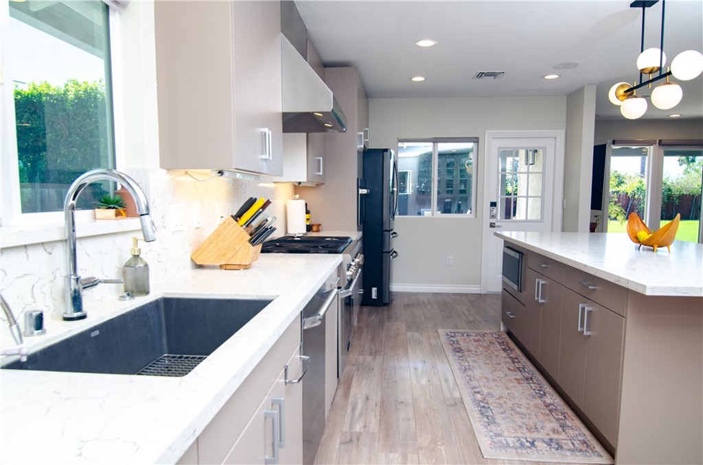 18408 Tribune Street Property Photo 14