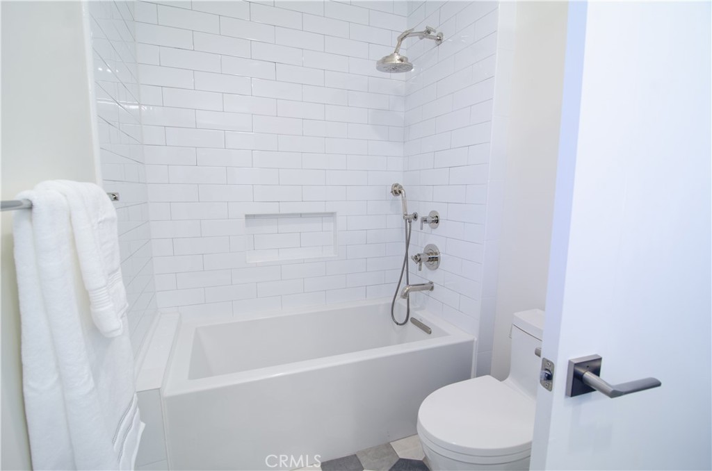 18408 Tribune Street Property Photo 22