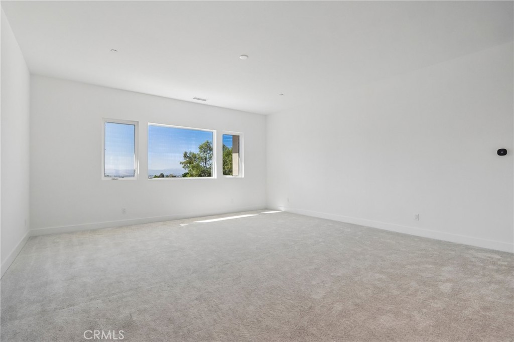 20580 Edgewood Court Property Photo 18