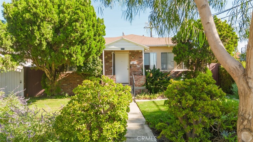 4190 Commonwealth Avenue Property Photo 3