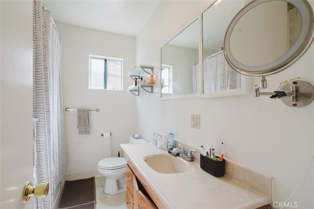 4190 Commonwealth Avenue Property Photo 28