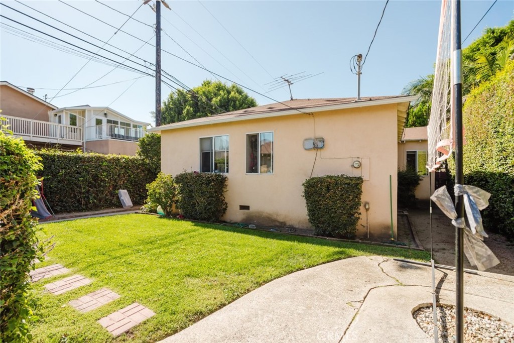 4190 Commonwealth Avenue Property Photo 31