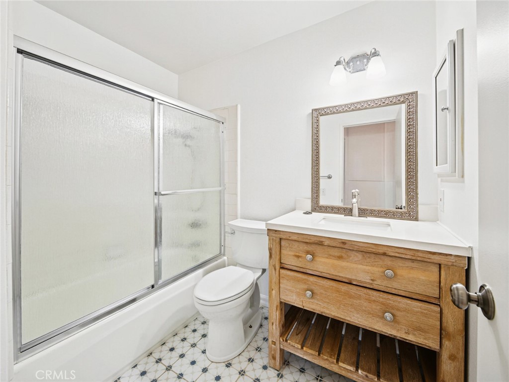 27564 Rondell Property Photo 25