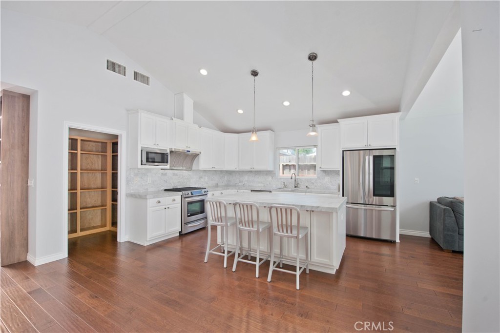 17343 Martha Street Property Photo 6