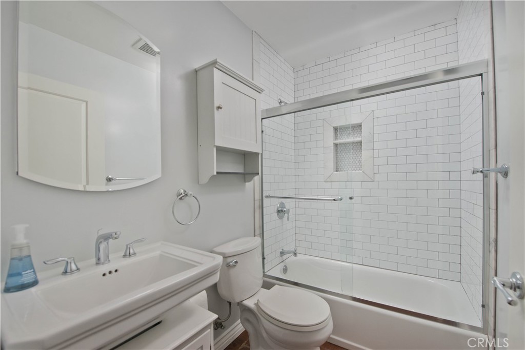 17343 Martha Street Property Photo 19