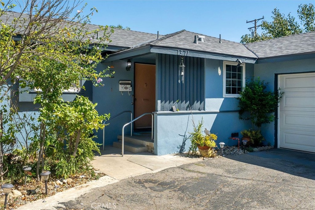 1311 Knox Street Property Photo 4
