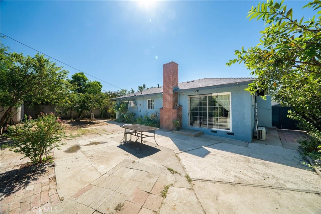 1311 Knox Street Property Photo 17