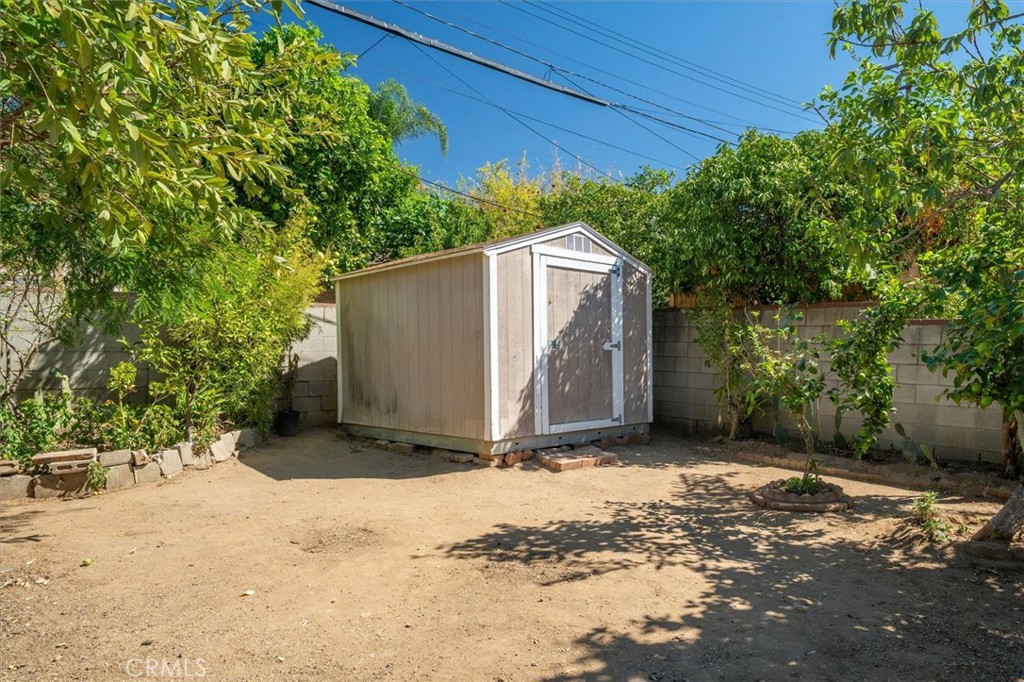 1311 Knox Street Property Photo 18
