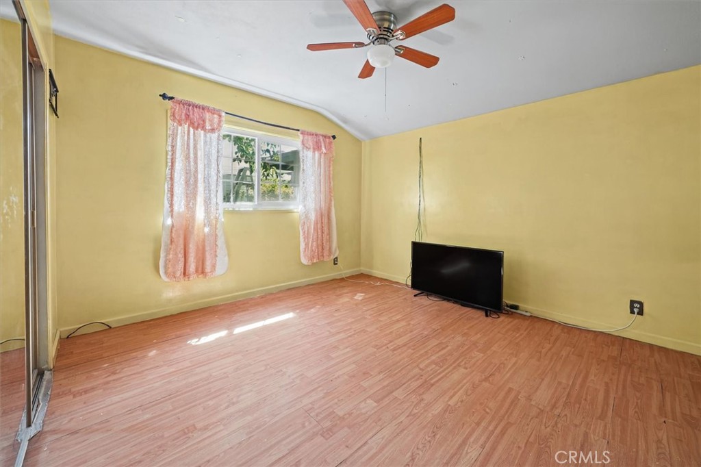 1311 Knox Street Property Photo 22
