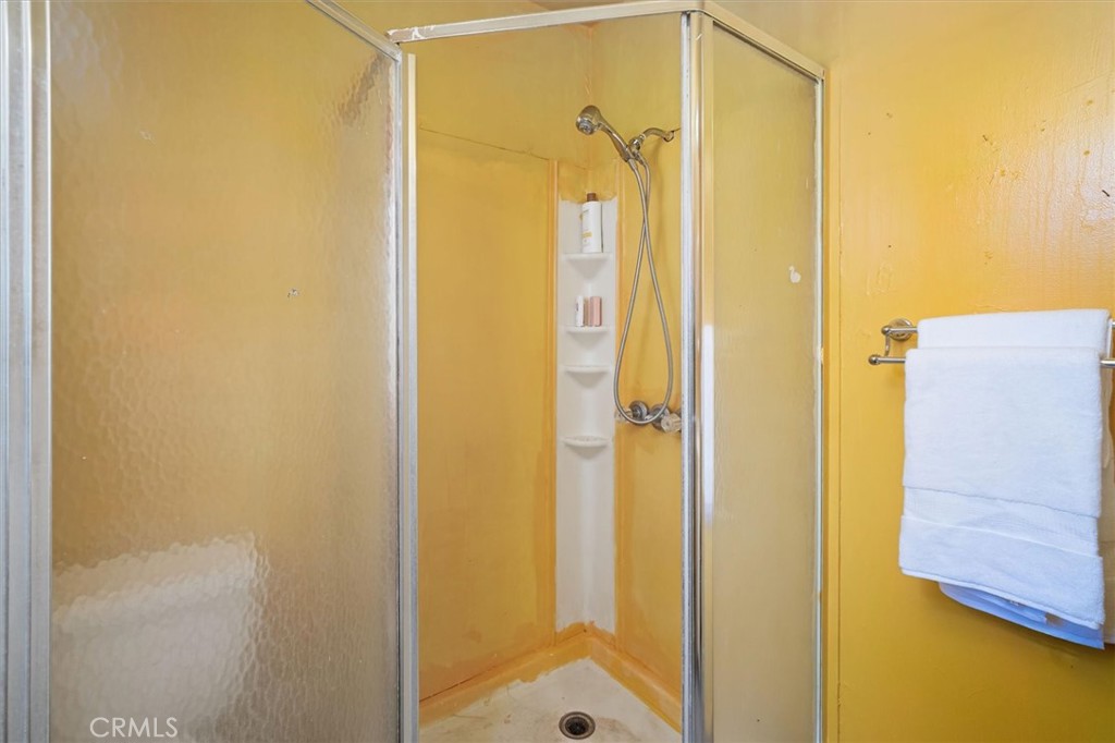 1311 Knox Street Property Photo 26