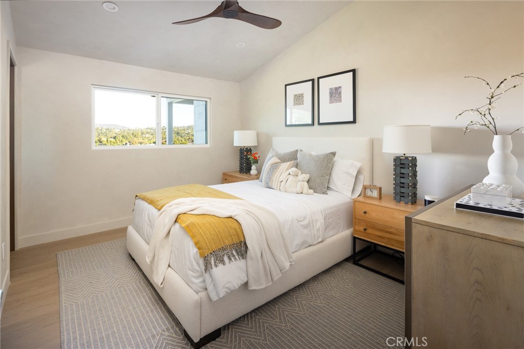 5746 Mcdonie Property Photo 19