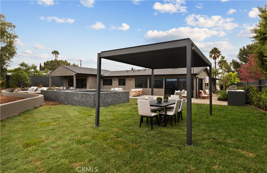 5746 Mcdonie Property Photo 37