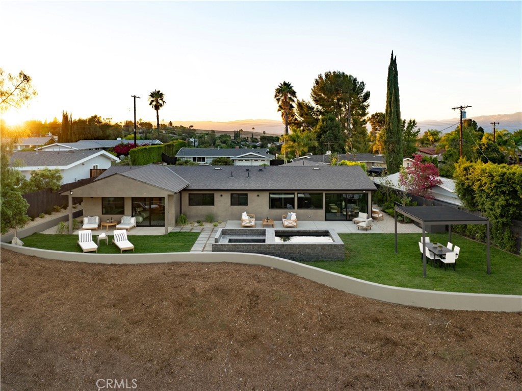 5746 Mcdonie Property Photo 38