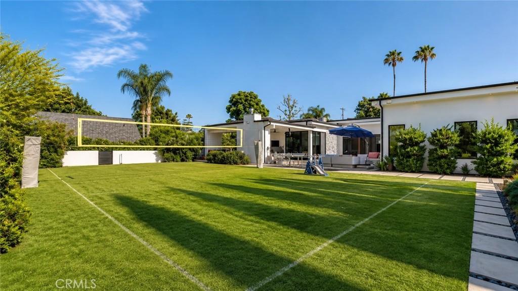 22935 Oxnard Property Photo 40