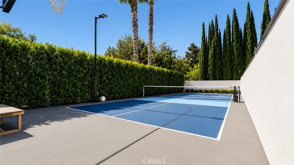 22935 Oxnard Property Photo 43