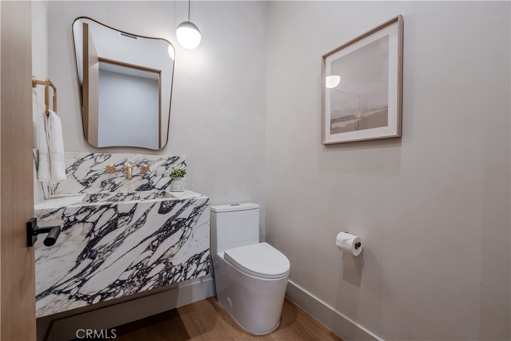 4118 N Wilkinson Avenue Property Photo 21