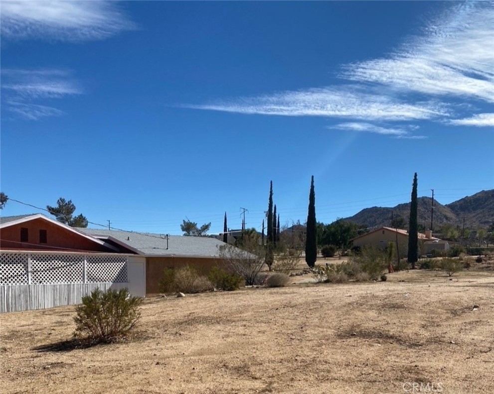 60450 Alta Mesa Drive Property Photo 10