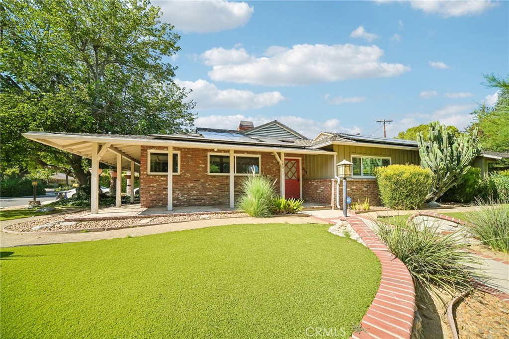 18011 Sunburst Street Property Photo 6