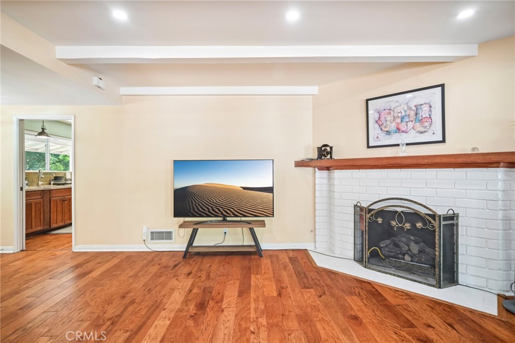 18011 Sunburst Street Property Photo 9
