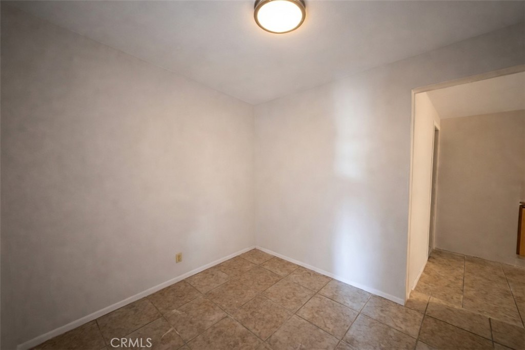 328 N Helena Property Photo 3