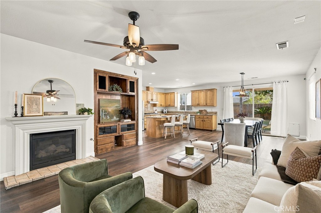 12507 Jacksonville Avenue Property Photo 1