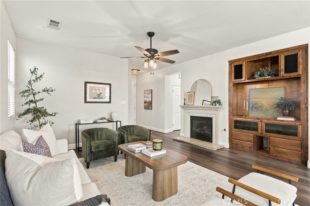 12507 Jacksonville Avenue Property Photo 6