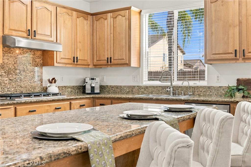 12507 Jacksonville Avenue Property Photo 11