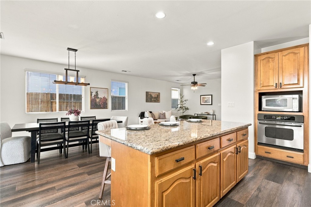 12507 Jacksonville Avenue Property Photo 14