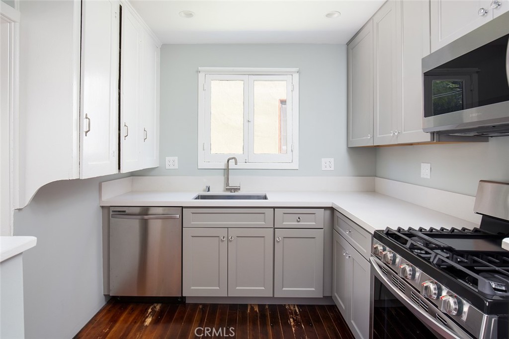 455 E Sacramento Street Property Photo 7