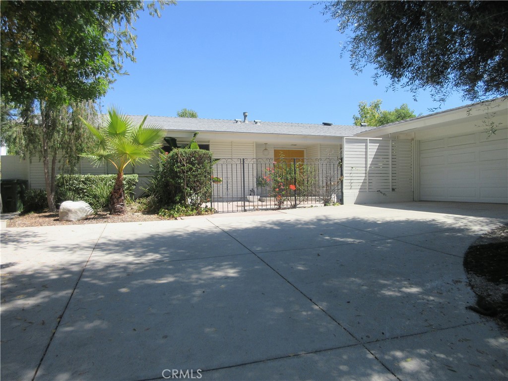 24300 Hatteras Street Property Photo 1