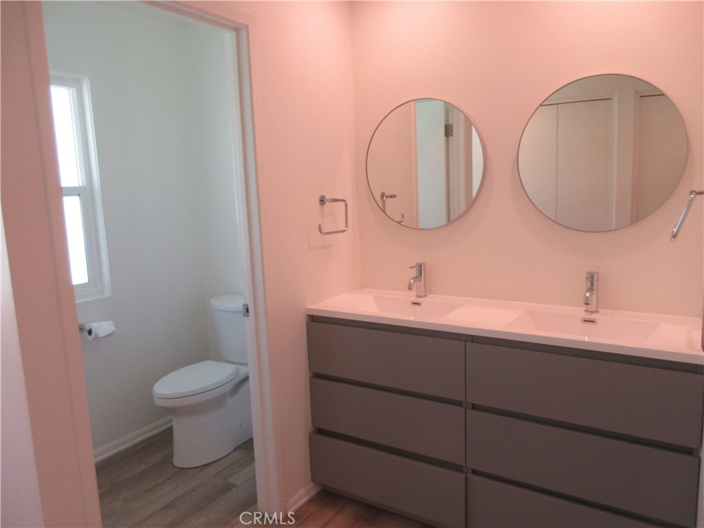 24300 Hatteras Street Property Photo 27