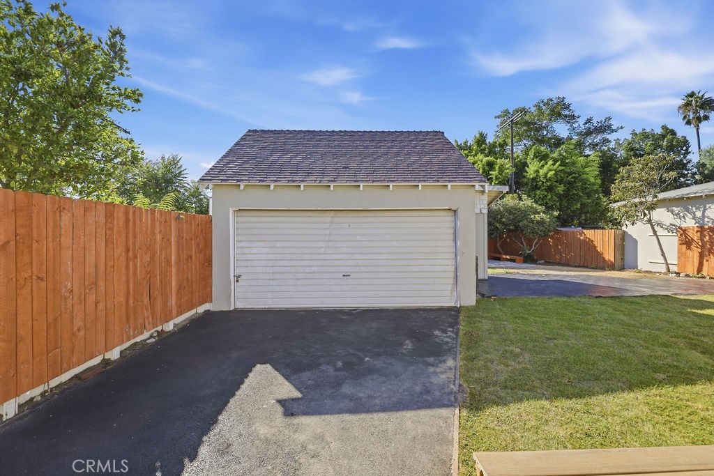 6225 Morella Property Photo 30