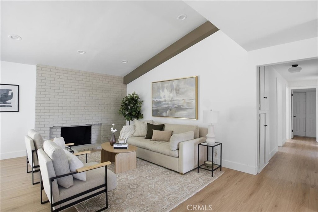 20629 Londelius Street Property Photo 3