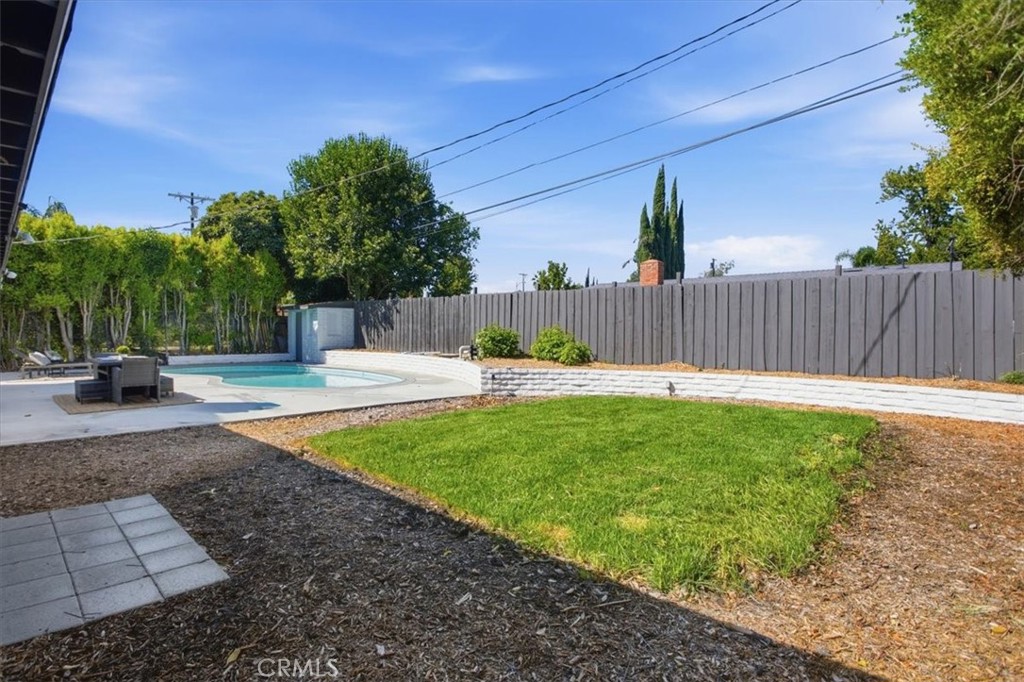 20629 Londelius Street Property Photo 29