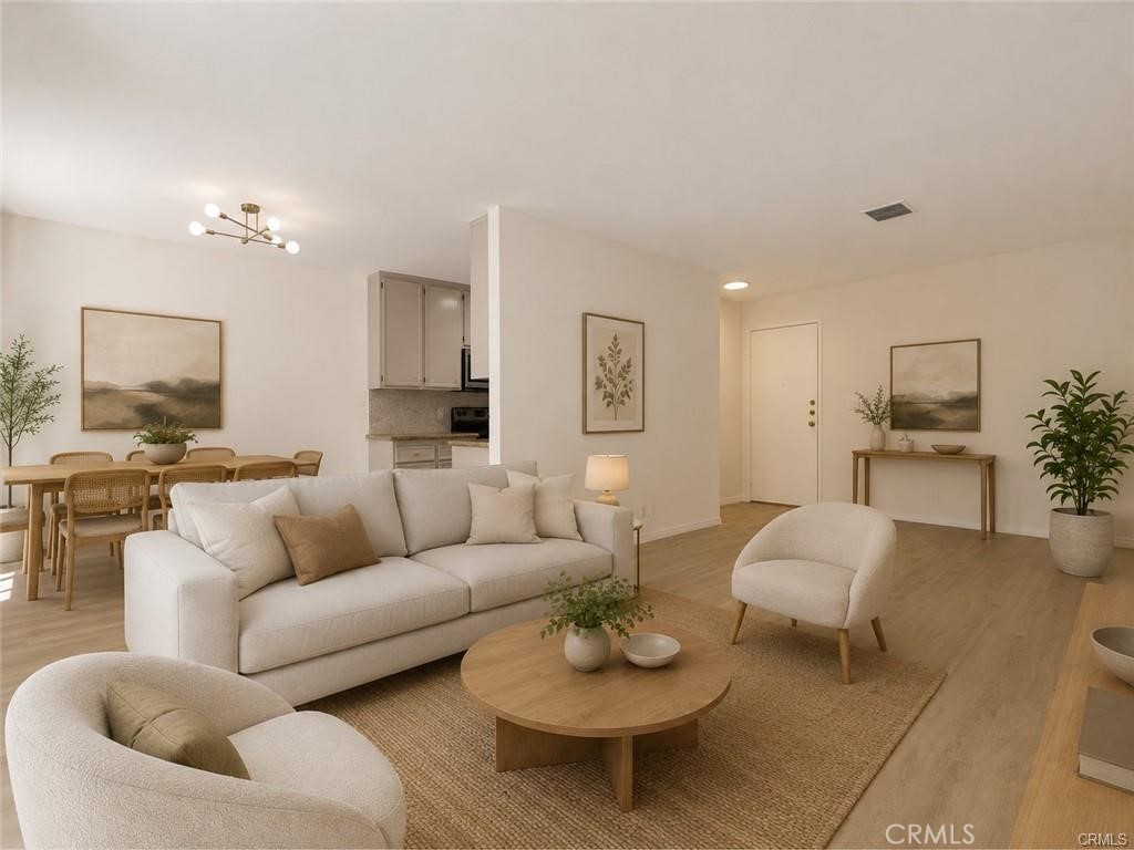7300 Franklin Avenue 354 Property Photo 1