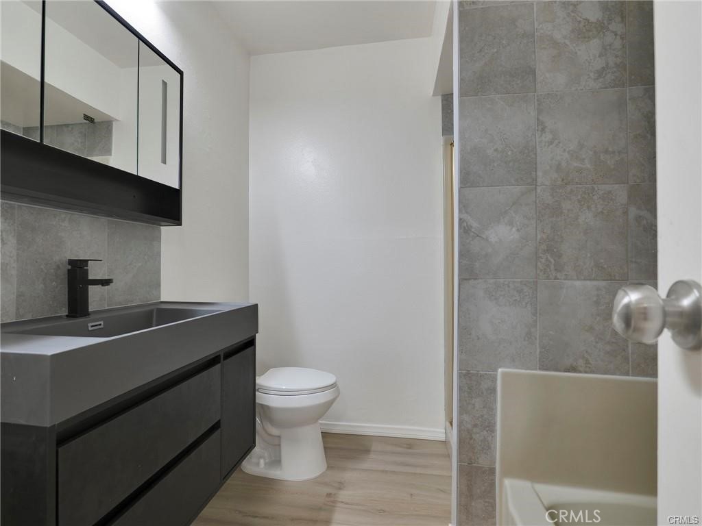 7300 Franklin Avenue 354 Property Photo 8